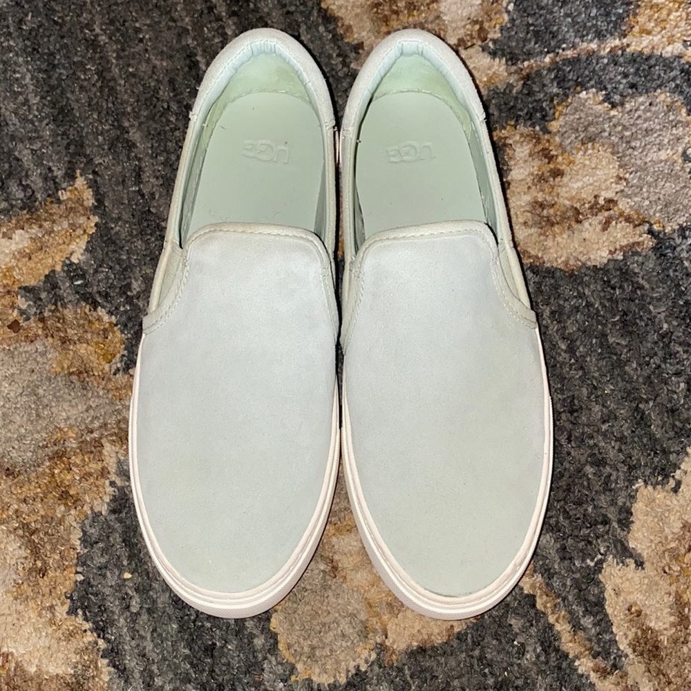 Ugg shoes